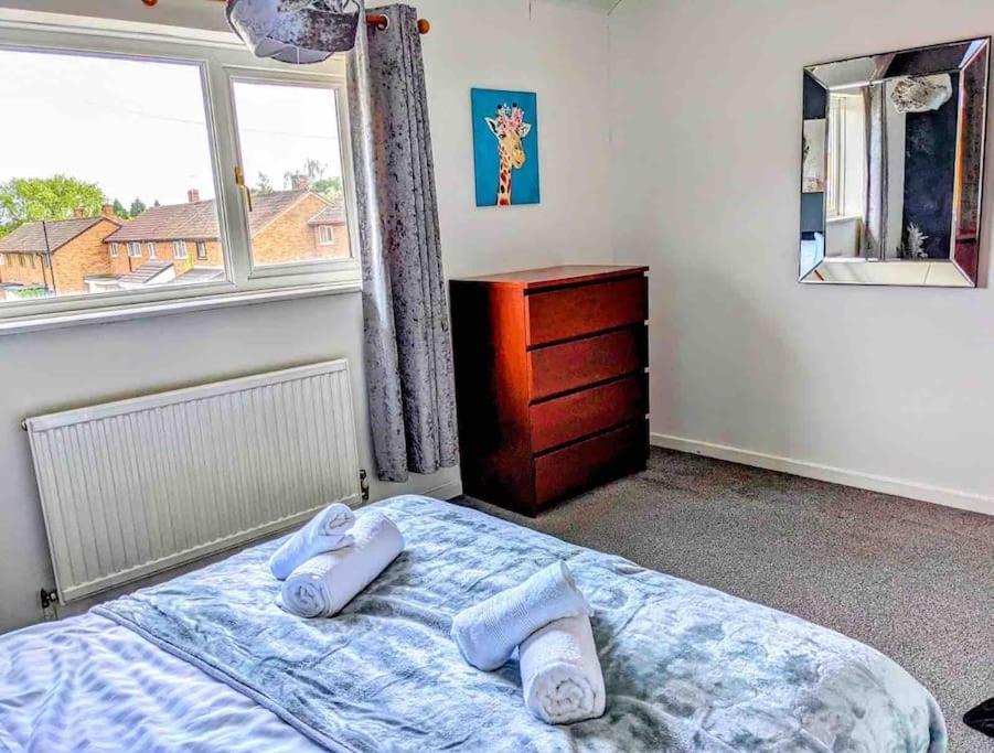 Hidden Gem !Stunning 3 Bedroom Home In Sheffield Handsworth Экстерьер фото